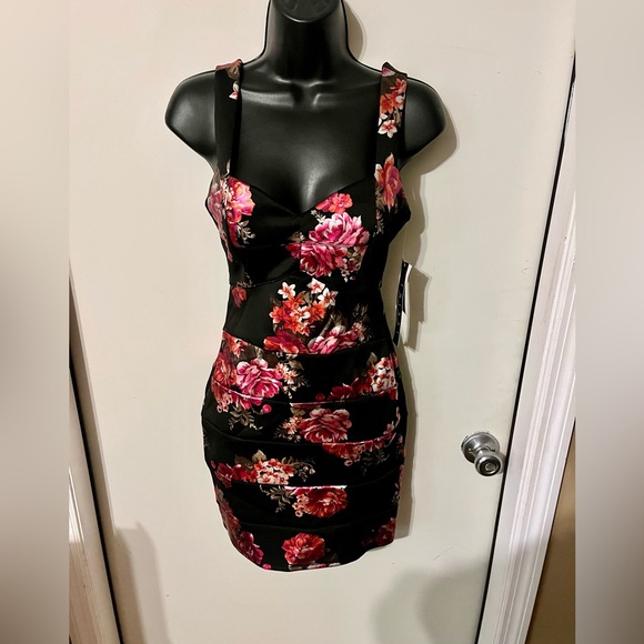 Trixxi Clothing Company Core Social Floral Cocktail Evening Party Dress Size 3 - Picture 2 of 11